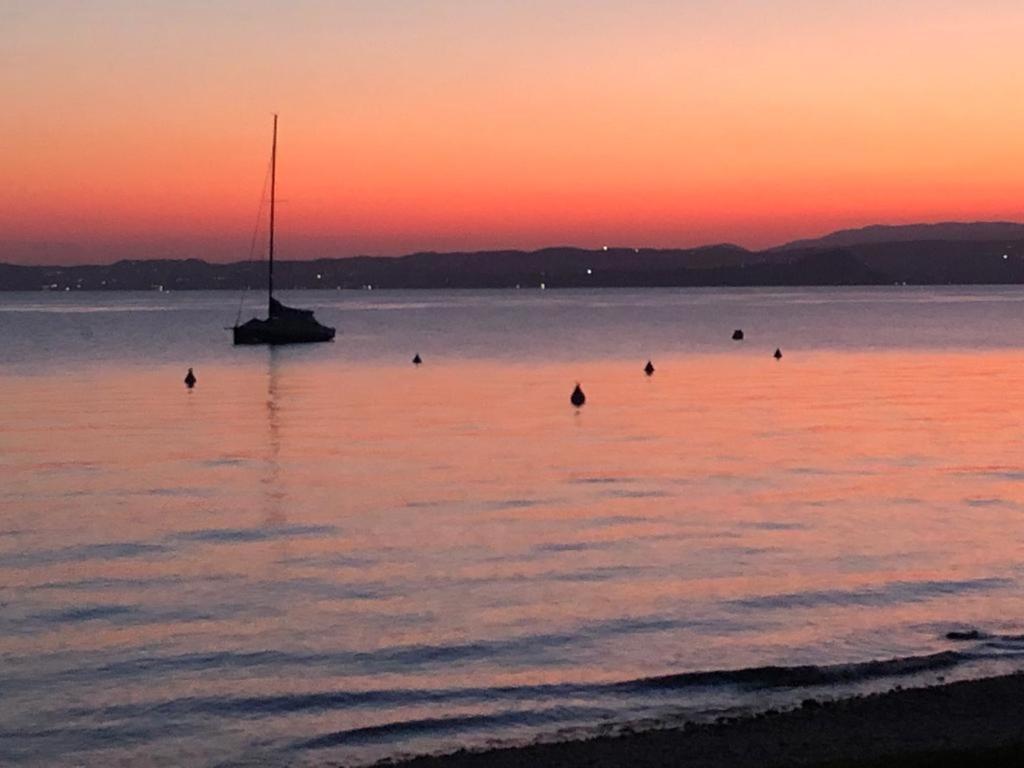 דירות Garda Lake מראה חיצוני תמונה